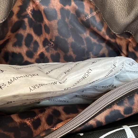 b. Makowsky Pewter Metallic Leather Shoulder Bag - Picture 5 of 14